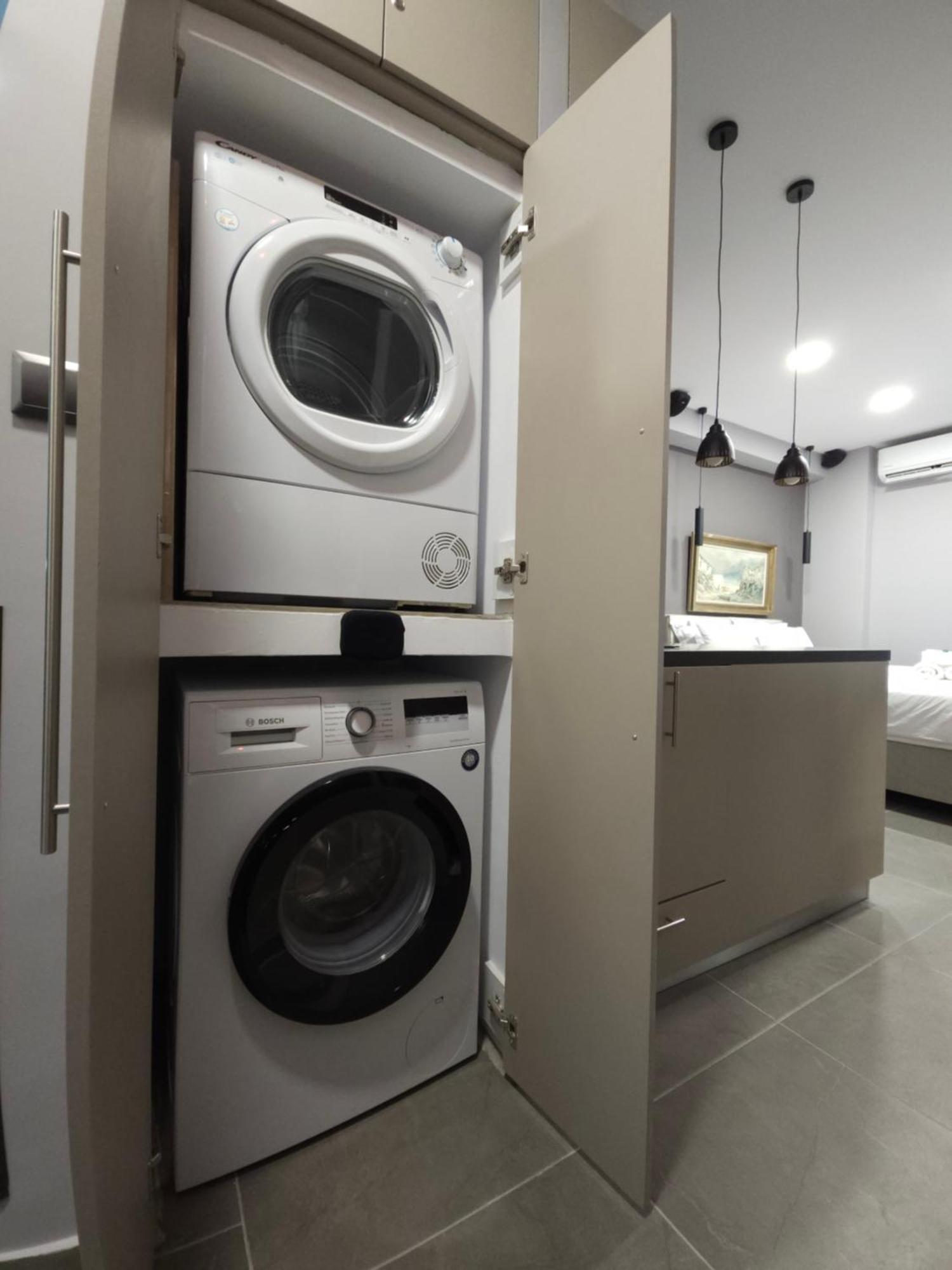 Dione Luxury Business Suite In The Heart Of Athen Eksteriør bilde