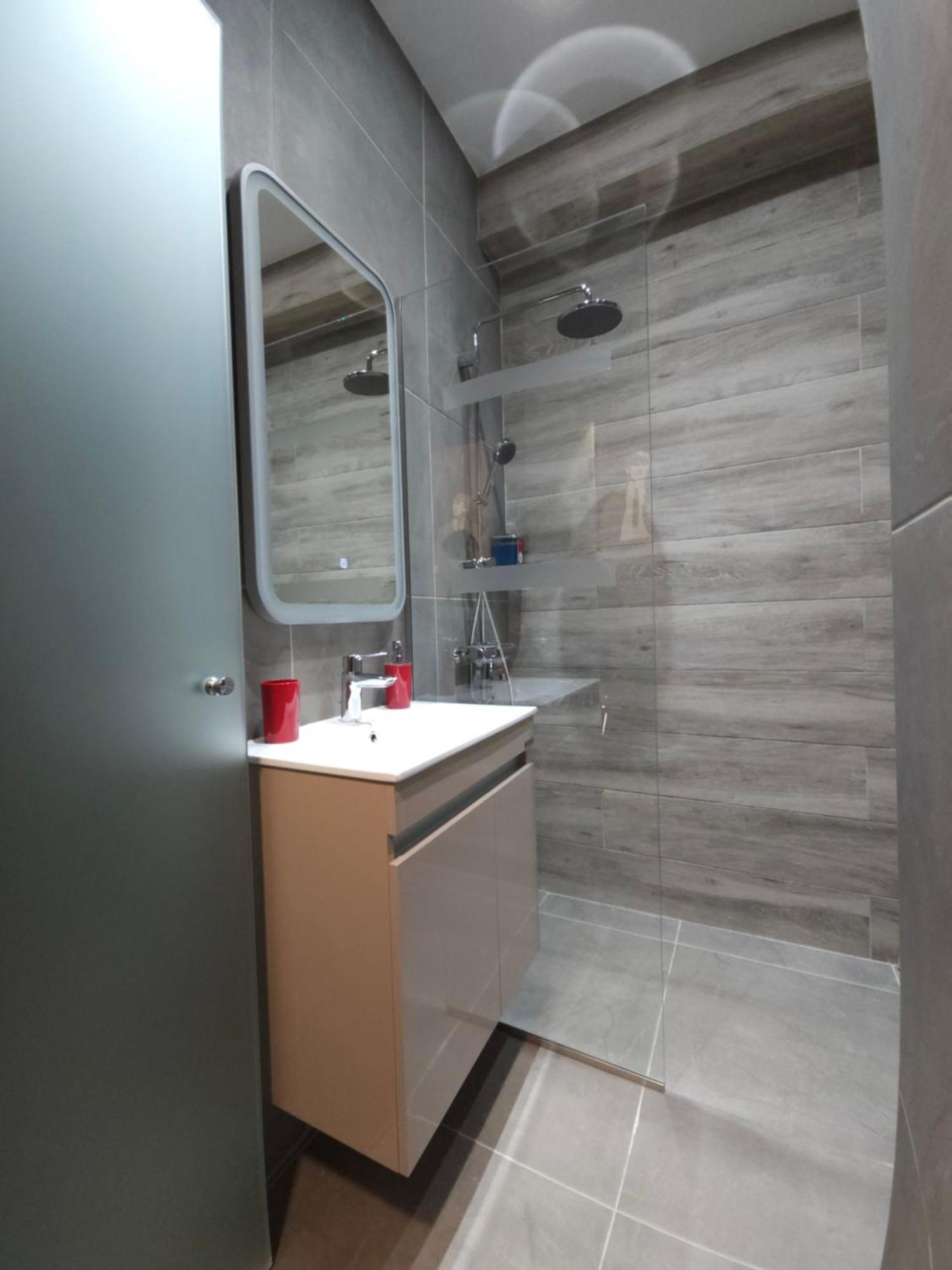 Dione Luxury Business Suite In The Heart Of Athen Eksteriør bilde